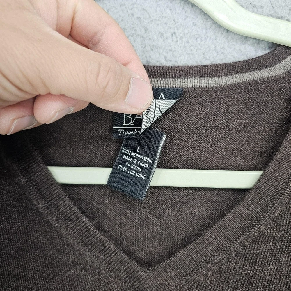 Jos A Bank Sweater Vest Mens Large Brown 100% Merino Wool V Neck Pullover